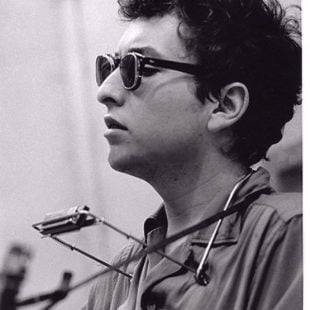 I GAVE HER MY HEART BUT SHE WANTED MY SOUL…:  NARRATIVE APPROACHES IN DYLAN’S EARLY LOVE SONGS